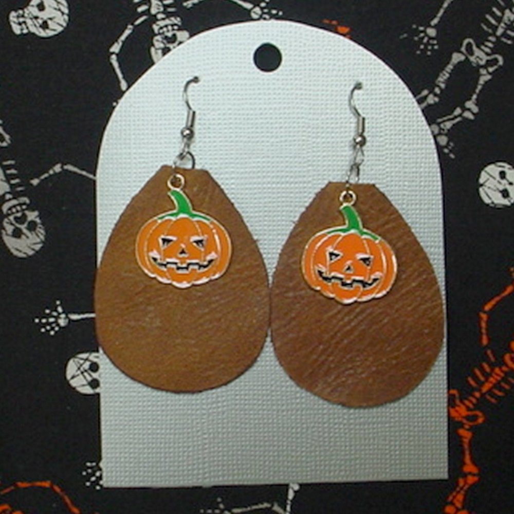 HANDMADE HALLOWEEN EARRINGS BROWN LEATHER WITH ENAMEL PUMPKIN CHARMS